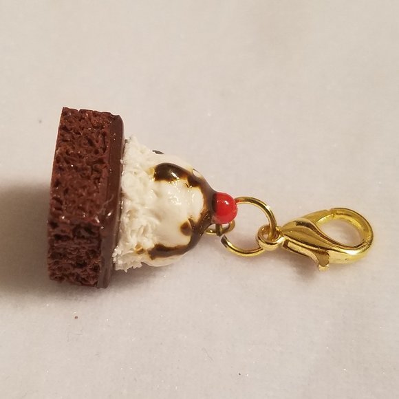 Brand New Lot of 5 Miniature Handmade Food Charms - Picture 5 of 12